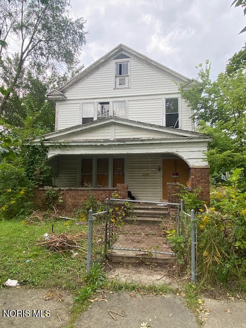 Tiny photo for 612 Forsythe Street, Toledo, OH 43605 (MLS # 10013312)
