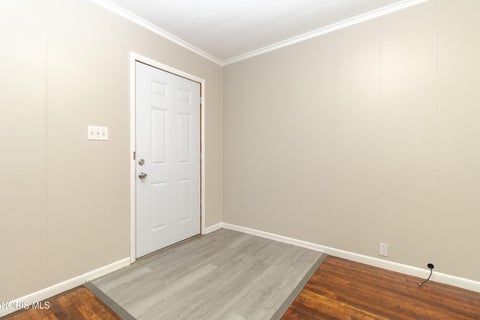 Tiny photo for 1221 Greenwood Avenue, Toledo, OH 43605 (MLS # 10010208)