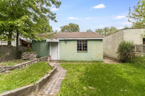 Tiny photo for 1221 Greenwood Avenue, Toledo, OH 43605 (MLS # 10010208)
