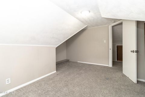 Tiny photo for 1221 Greenwood Avenue, Toledo, OH 43605 (MLS # 10010208)