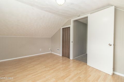 Tiny photo for 1221 Greenwood Avenue, Toledo, OH 43605 (MLS # 10010208)