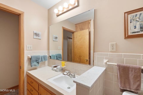 Tiny photo for 1020 Gustin Avenue, Bowling Green, OH 43402 (MLS # 10009474)