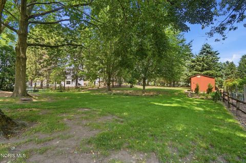 Tiny photo for 1020 Gustin Avenue, Bowling Green, OH 43402 (MLS # 10009474)