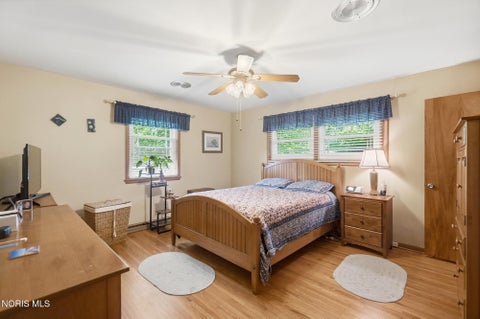 Tiny photo for 1020 Gustin Avenue, Bowling Green, OH 43402 (MLS # 10009474)