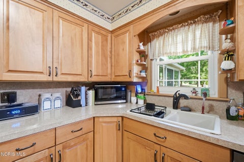 Tiny photo for 1020 Gustin Avenue, Bowling Green, OH 43402 (MLS # 10009474)