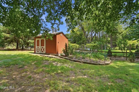 Tiny photo for 1020 Gustin Avenue, Bowling Green, OH 43402 (MLS # 10009474)