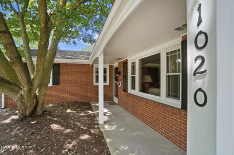 Tiny photo for 1020 Gustin Avenue, Bowling Green, OH 43402 (MLS # 10009474)