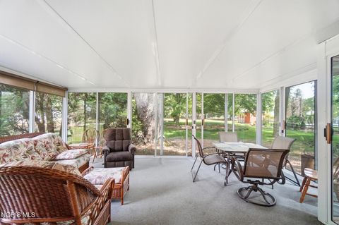 Tiny photo for 1020 Gustin Avenue, Bowling Green, OH 43402 (MLS # 10009474)
