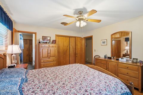 Tiny photo for 1020 Gustin Avenue, Bowling Green, OH 43402 (MLS # 10009474)