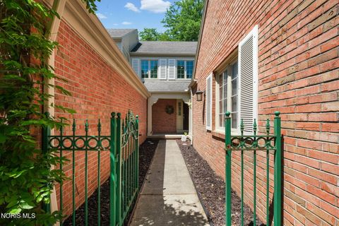 Tiny photo for 29241 Bates Road, Perrysburg, OH 43551 (MLS # 10008716)