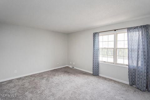 Tiny photo for 6727 Garden Road, Maumee, OH 43537 (MLS # 10008368)