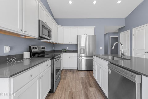 Tiny photo for 5163 Comstock Court, Sylvania, OH 43560 (MLS # 10008742)