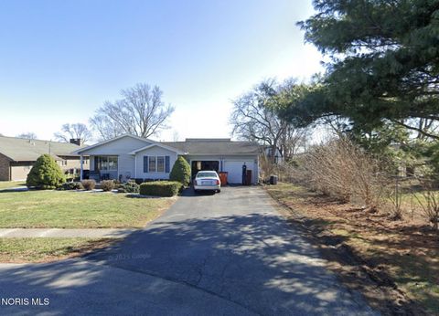 Photo of 1001 Decker Avenue, Findlay, OH 45840 (MLS # 10004881)