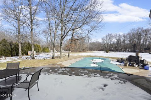 Tiny photo for 6096 Huntington Road, Sylvania, OH 43560 (MLS # 10004033)