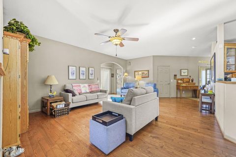 Tiny photo for 6096 Huntington Road, Sylvania, OH 43560 (MLS # 10004033)