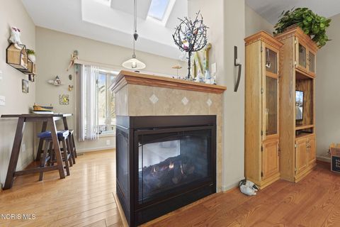 Tiny photo for 6096 Huntington Road, Sylvania, OH 43560 (MLS # 10004033)