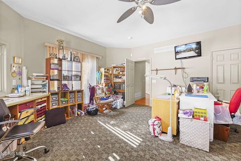 Tiny photo for 6096 Huntington Road, Sylvania, OH 43560 (MLS # 10004033)