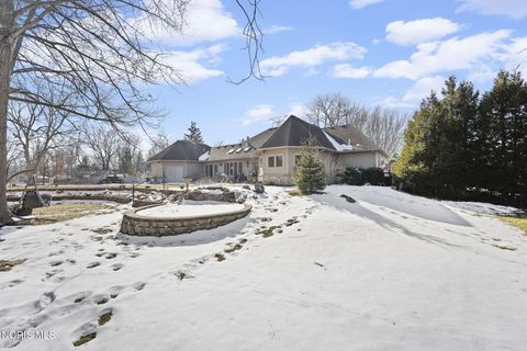 Tiny photo for 6096 Huntington Road, Sylvania, OH 43560 (MLS # 10004033)