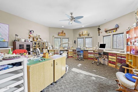 Tiny photo for 6096 Huntington Road, Sylvania, OH 43560 (MLS # 10004033)