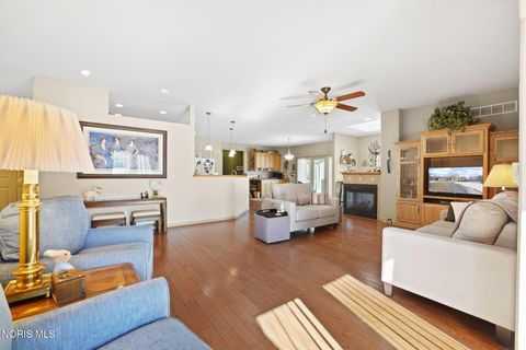 Tiny photo for 6096 Huntington Road, Sylvania, OH 43560 (MLS # 10004033)