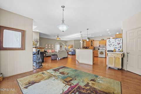 Tiny photo for 6096 Huntington Road, Sylvania, OH 43560 (MLS # 10004033)