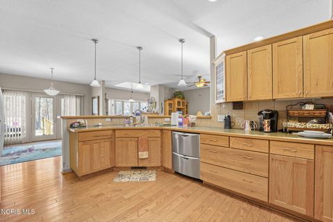 Tiny photo for 6096 Huntington Road, Sylvania, OH 43560 (MLS # 10004033)