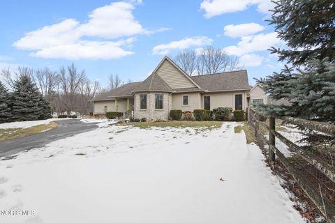 Tiny photo for 6096 Huntington Road, Sylvania, OH 43560 (MLS # 10004033)