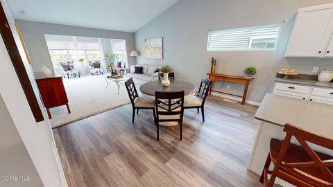 Tiny photo for 5125 Comstock Drive, Sylvania, OH 43560 (MLS # 10006985)
