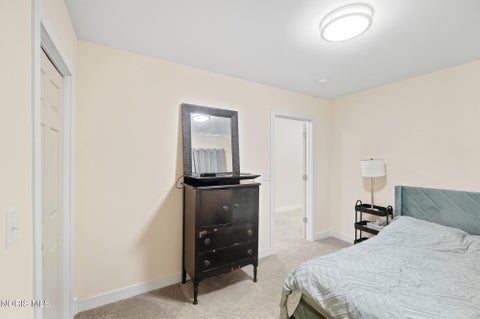 Tiny photo for 1303 Dawson Street, Toledo, OH 43605 (MLS # 10014048)