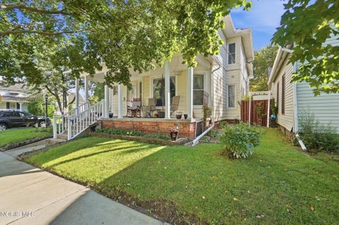 Tiny photo for 1303 Dawson Street, Toledo, OH 43605 (MLS # 10014048)