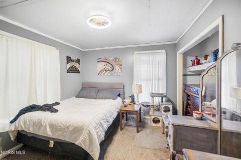 Tiny photo for 1303 Dawson Street, Toledo, OH 43605 (MLS # 10014048)
