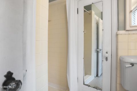 Tiny photo for 2542 Meadowwood Drive, Toledo, OH 43606 (MLS # 10005839)