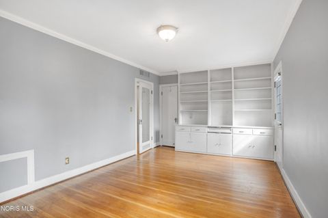 Tiny photo for 2542 Meadowwood Drive, Toledo, OH 43606 (MLS # 10005839)