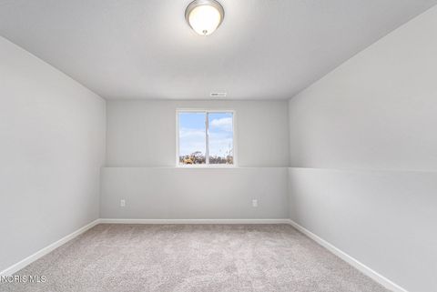 Tiny photo for 1465 Lee Ann Avenue, Defiance, OH 43512 (MLS # 10009380)