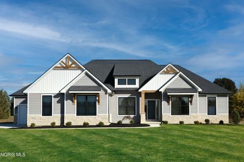 Photo of 4339 Sage Street, Maumee, OH 43537 (MLS # 10003180)