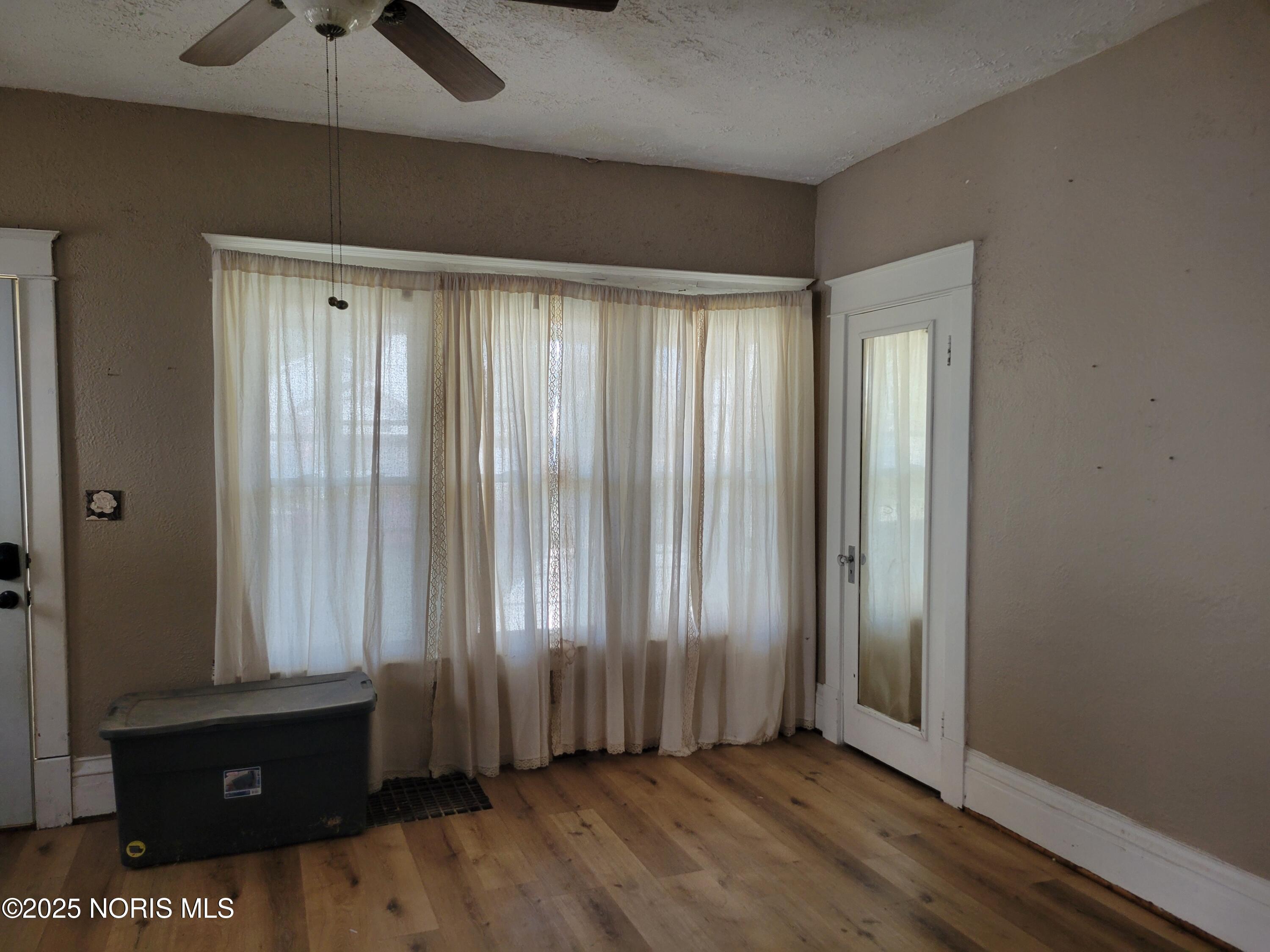 1810 Pool Street