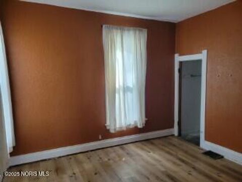 Tiny photo for 1810 Pool Street, Toledo, OH 43605 (MLS # 10000578)