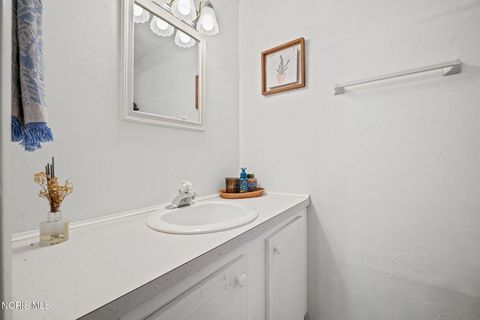 Tiny photo for 1005 W College Avenue, Woodville, OH 43469 (MLS # 10005470)