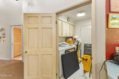 Tiny photo for 5160 Black Road, Monclova, OH 43542 (MLS # 10004991)