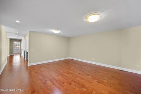 Tiny photo for 3813 Timber Valley Drive, Maumee, OH 43537 (MLS # 10003297)