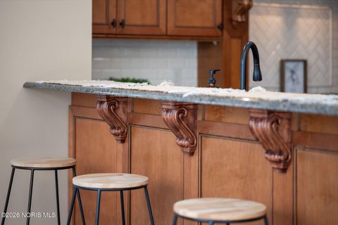 Tiny photo for 3813 Timber Valley Drive, Maumee, OH 43537 (MLS # 10003297)