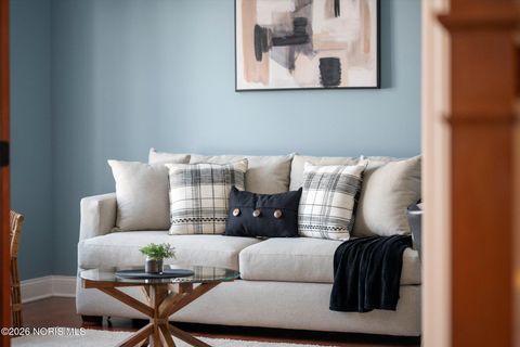 Tiny photo for 3813 Timber Valley Drive, Maumee, OH 43537 (MLS # 10003297)