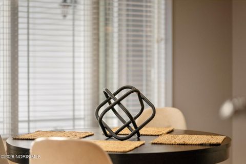 Tiny photo for 3813 Timber Valley Drive, Maumee, OH 43537 (MLS # 10003297)