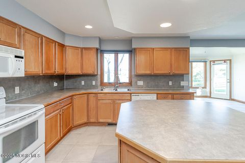 Tiny photo for 5954 Secluded Court, Sylvania, OH 43560 (MLS # 10000256)