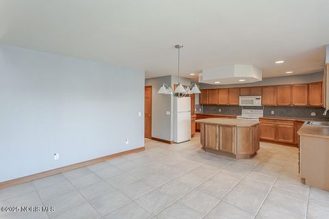 Tiny photo for 5954 Secluded Court, Sylvania, OH 43560 (MLS # 10000256)