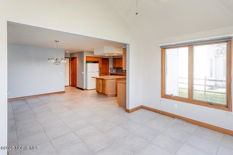 Tiny photo for 5954 Secluded Court, Sylvania, OH 43560 (MLS # 10000256)