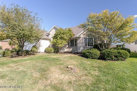 Photo of 5954 Secluded Court, Sylvania, OH 43560 (MLS # 10000256)