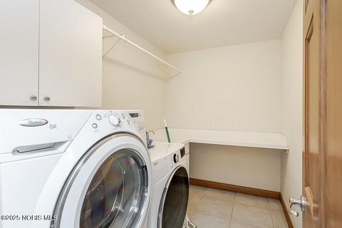 Tiny photo for 5954 Secluded Court, Sylvania, OH 43560 (MLS # 10000256)