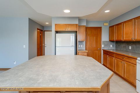 Tiny photo for 5954 Secluded Court, Sylvania, OH 43560 (MLS # 10000256)