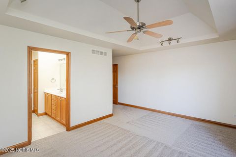 Tiny photo for 5954 Secluded Court, Sylvania, OH 43560 (MLS # 10000256)